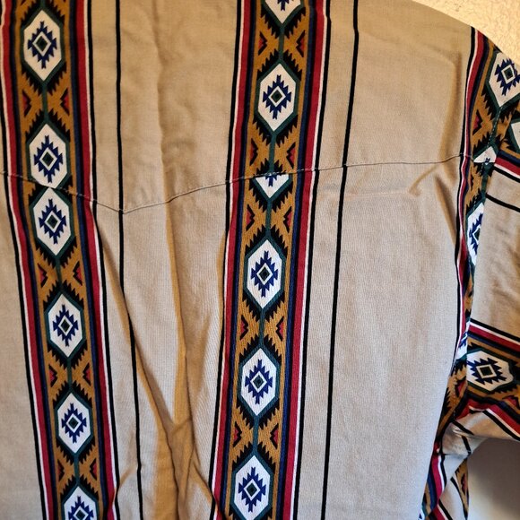 Vintage Wrangler Western Pearl Snap Shirt Navajo Design/Southwestern - Picture 4 of 7